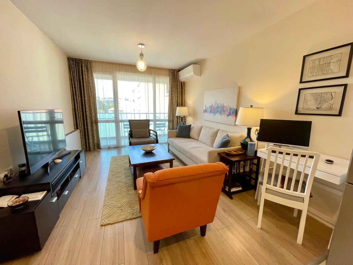 Astoria Apartment เวลีคอเทอร์โนโว ภายนอก รูปภาพ