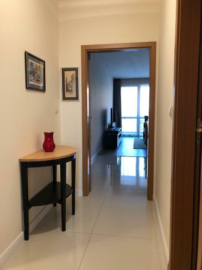 Astoria Apartment เวลีคอเทอร์โนโว ภายนอก รูปภาพ